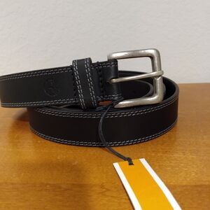 NWT Timberland Men's Full Grain Black Leather Belt Size 56 With Silver Buckle